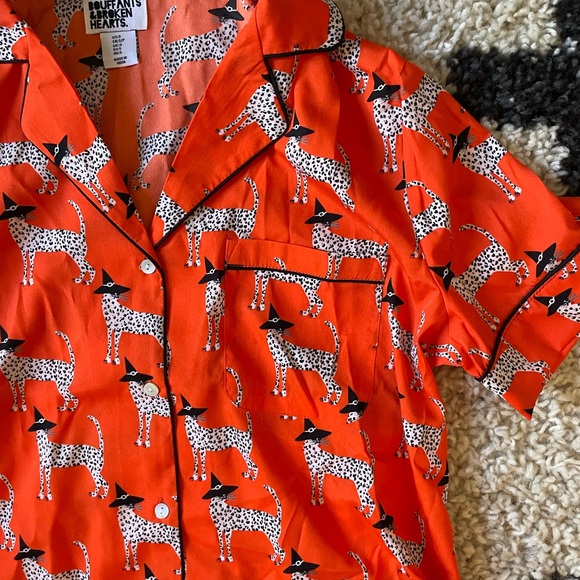 Funky Witch Cat Print Pajamas - Picture 3 of 8